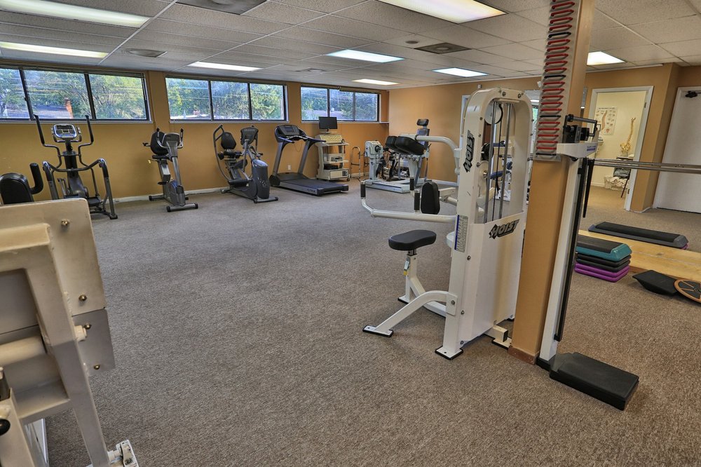 HANDSON PHYSICAL THERAPY AND ATHLETIC REHABILITATION CENTER Updated
