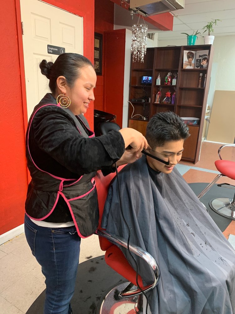 Las Americas Hair Dresser Logo