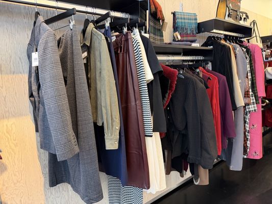 Wolf & Badger by null