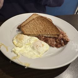 Kelley's Deli - Corned Beef Hash & Eggs