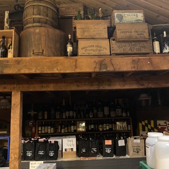 Basignani Winery - Tasting Room - Wineries Near Me - Sparks Glencoe, Maryland