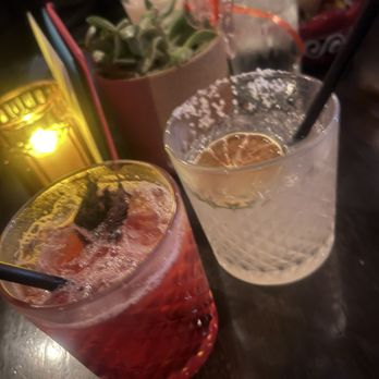 Casa Chida - Hibiscus and traditional Chida margarita - Mexican Near Me - Los Angeles, California Casa Chida - Hibiscus and traditional Chida margarita - Mexican Near Me - Los Angeles, California