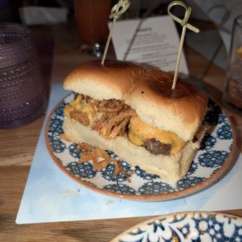 Palette 22 - P22 Sliders - Bars Near Me - Arlington, Virginia