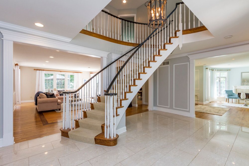 GWEN JANICKI COMPASS RE/STRICTLY MAIN LINE REAL ESTATE Updated