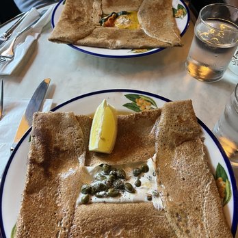 Divis Taqueria - Florentine and Scandinave Crepe - Breakfast & Brunch Near Me - San Francisco, California Divis Taqueria - Florentine and Scandinave Crepe - Breakfast & Brunch Near Me - San Francisco, California