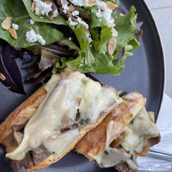 Café Ficelle - French dip sandwich - Sandwiches Near Me - Camarillo, California