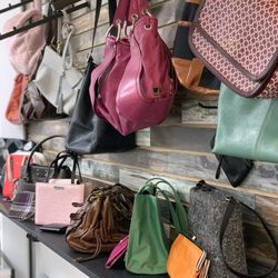 Thrifty Tails Boutique