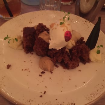 Driftwood Kitchen - Gingerbread dessert with fresh whipped cream and chocolates. - Seafood Near Me - Laguna Beach, California Driftwood Kitchen - Gingerbread dessert with fresh whipped cream and chocolates. - Seafood Near Me - Laguna Beach, California