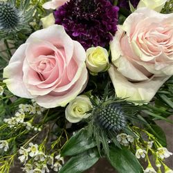 Lionheart Children's Academy at Cross City Church - Monday Funday- Floral Arrangement