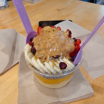 Island Bodega - Sunshine Bowl - Acai Bowls Near Me - Cerritos, California Island Bodega - Sunshine Bowl - Acai Bowls Near Me - Cerritos, California