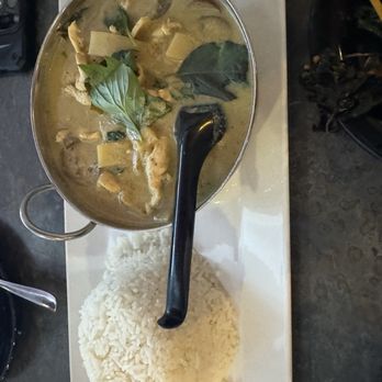Khon Thai Kitchen By Seeda - G3 Green Curry - Thai Near Me - Austin, Texas Khon Thai Kitchen By Seeda - G3 Green Curry - Thai Near Me - Austin, Texas