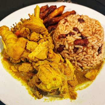 Clive's Cafe - Curry Chicken - Caribbean Near Me - Miami, Florida