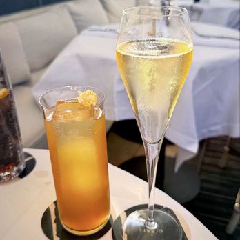 Girafe - Cocktail & Champagne - French Near Me - Paris, 75 Girafe - Cocktail & Champagne - French Near Me - Paris, 75