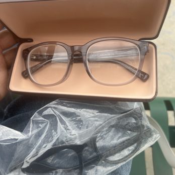 IQ Optical - My old frame and new frames - Optometrists Near Me - Los Angeles, California IQ Optical - My old frame and new frames - Optometrists Near Me - Los Angeles, California
