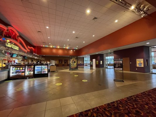 Cinemark Majestic Cinemas 66 Photos 45 Reviews Cinema 2140 E Cinema Dr Meridian Id Phone Number Yelp