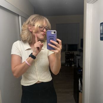 Blue Vibes Hair Studio - I'm in love - Hair Stylists Near Me - Temecula, California Blue Vibes Hair Studio - I'm in love - Hair Stylists Near Me - Temecula, California