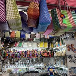 Mercado Insurgentes - Beautiful hand made bags