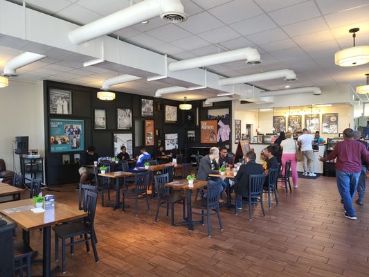 Everyday Cafe by null