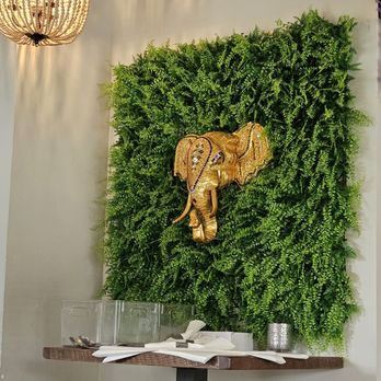 Baan Thai Bistro - Interior - Thai Near Me - Indianapolis, Indiana