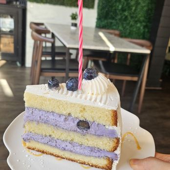 Caffe Concerto - Blueberry cake - Pizza Near Me - Los Angeles, California