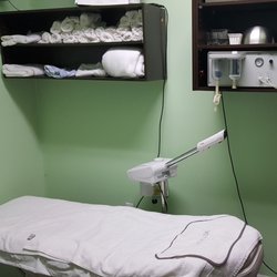 Priceless Beauty Studio - Facial Room