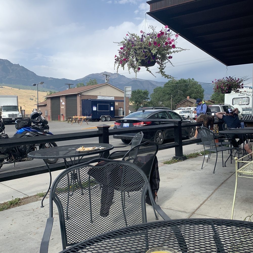 Yellowstone Grill - Breakfast with a view! - American Near Me - Gardiner, Montana Yellowstone Grill - Breakfast with a view! - American Near Me - Gardiner, Montana