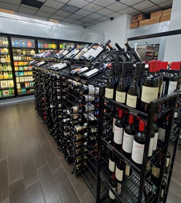 JASON’S WINE & SPIRITS - Updated October 2024 - 31 Photos & 207 Reviews