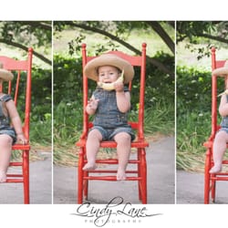 Cindy Lane Photography - As soon as we arrived to the studio, my grandson noticed apples and bananas in a fruit bowl, Cindy had it planned and it worked!