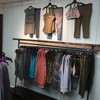 Core Threads Athleisure Boutique - Women's Clothing Near Me - Brownsburg, Indiana