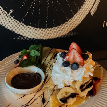 Smetana - Sweet crepes with fruits and chocolate - Modern European Near Me - Glenview, Illinois