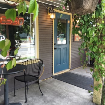 Main Street Perk & Pub - Coffee & Tea Near Me - Troy, Montana Main Street Perk & Pub - Coffee & Tea Near Me - Troy, Montana