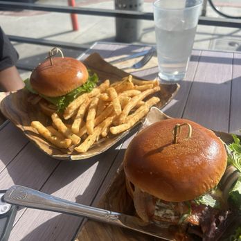 Dolores  - Fig & Blue Burger - Cocktail Bars Near Me - Long Beach, California