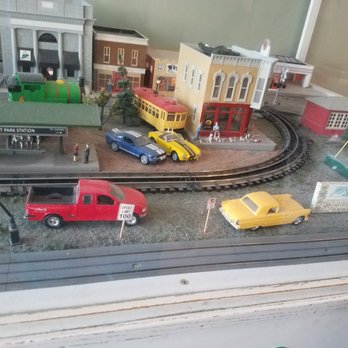 The Junction Diner - American Near Me - Forest Park, Illinois