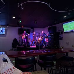 Lakewood Rocks Sports Bar - Mean Machine-LET'S ROCK