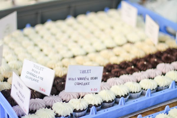Broadway Market by null