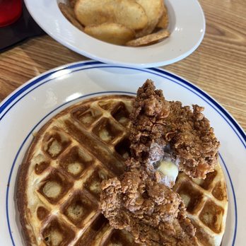 Big Bear Biscuits - Waffle with chicken and potatoes - Breakfast & Brunch Near Me - Indianapolis, Indiana
