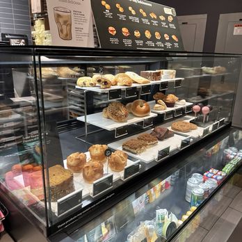Starbucks - Coffee & Tea Near Me - Los Angeles, California Starbucks - Coffee & Tea Near Me - Los Angeles, California