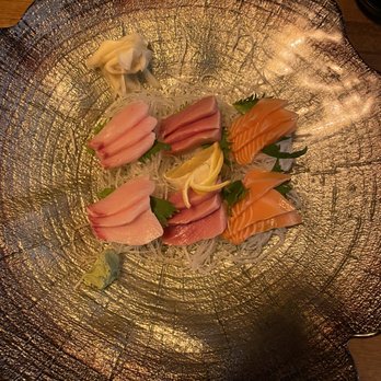 Sushi Umi - Salmon belly, fatty tuna, yellow tail shashimi - Japanese Near Me - Herndon, Virginia Sushi Umi - Salmon belly, fatty tuna, yellow tail shashimi - Japanese Near Me - Herndon, Virginia