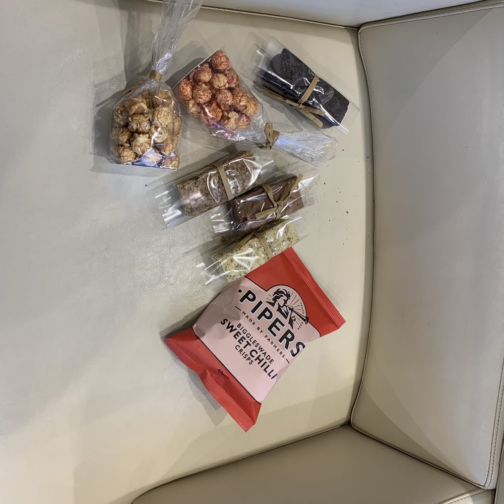 United Global First Lounge - Airport Lounges Near Me - Hounslow, XGL United Global First Lounge - Airport Lounges Near Me - Hounslow, XGL
