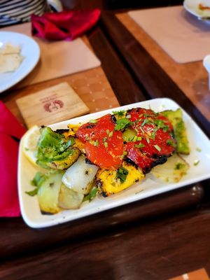 OMAR'S INDIAN FINE CUISINE by null