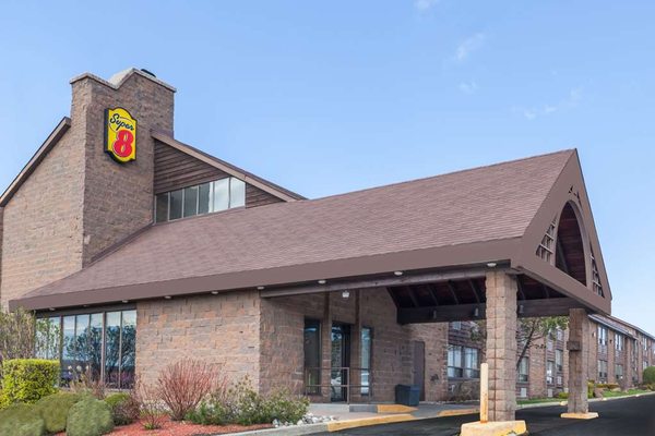 Super 8 by Wyndham Sudbury ON by null