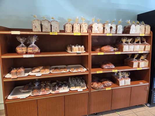 Suzanne's Cake & Pastry by null