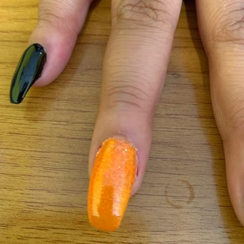 Friendly Nails - Old polish still on - Nail Salons Near Me - South Gate, California Friendly Nails - Old polish still on - Nail Salons Near Me - South Gate, California