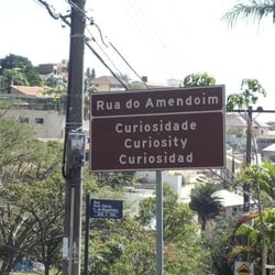 Rua do Amendoim - Placa de Sinalização
