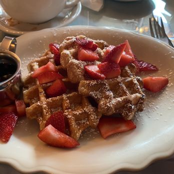 Cafe Intermezzo - Belgian Waffles - Coffee & Tea Near Me - Nashville, Tennessee
