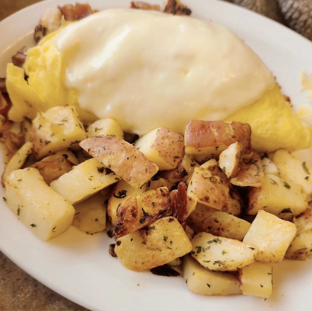 Kitchen Table Cafe - Evergreen Place