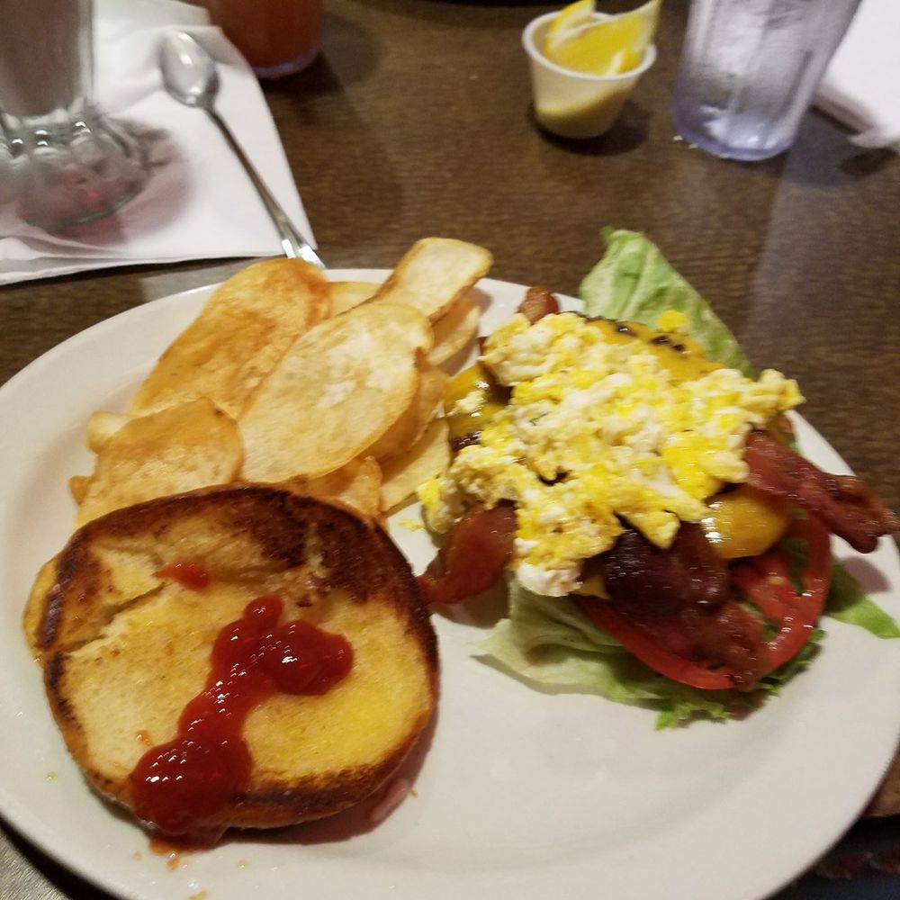 Eat'n Park - Over easy burger with homemade chips - American Near Me - Warren, Ohio