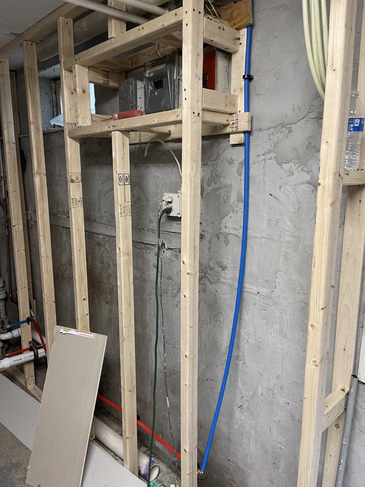 Slide of L&A Painting and Home Improvement