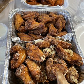 SoCal Wings - From top to bottom: Honey garlic sriracha: second best so far Buffalo gold: decent Lemon pepper: the best of all Garlic Parmesan: so so - Chicken Wings Near Me - Westminster, California SoCal Wings - From top to bottom: Honey garlic sriracha: second best so far Buffalo gold: decent Lemon pepper: the best of all Garlic Parmesan: so so - Chicken Wings Near Me - Westminster, California