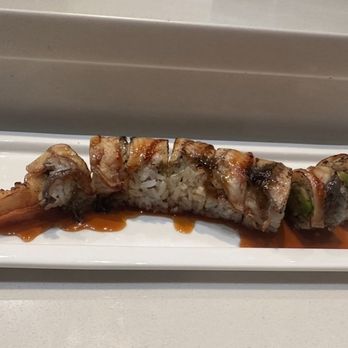 Chef Soon Contemporary Sushi - Dragon Maki - Sushi Bars Near Me - Woodridge, Illinois